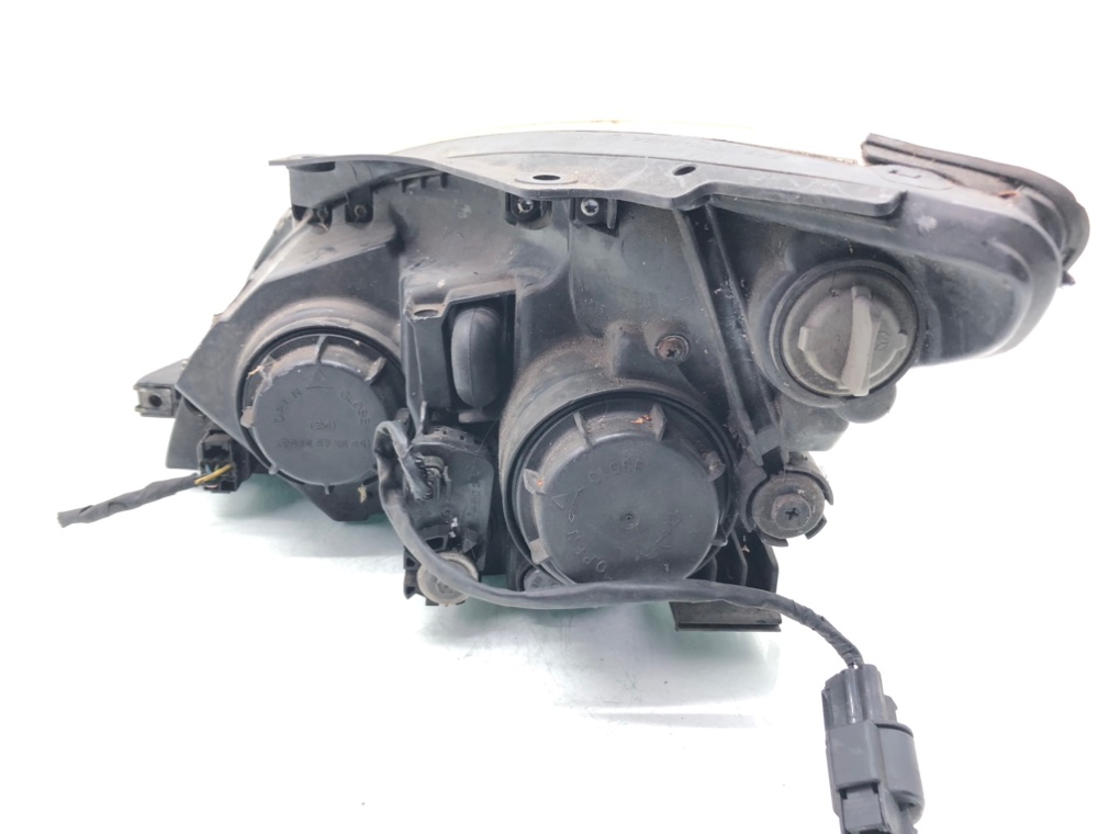 Фара правая для Hyundai i30, 2010 г. 1.6 CRDi дизель б/у — фото 3