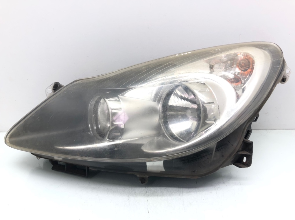 Фара левая для Opel Corsa, 2007 г. 1.2 i бензин б/у