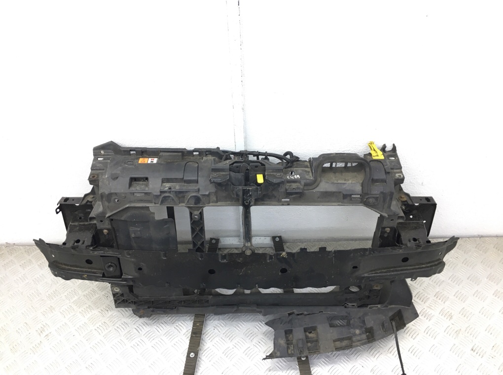 Панель передняя (телевизор) для Ford Fiesta, 2011 г. 1.4 TDCI дизель б/у — фото 2