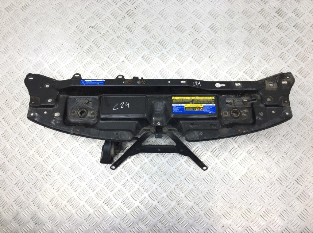Планка под капот для Saab 9-3, 2009 г. 1.9 CDTi дизель б/у