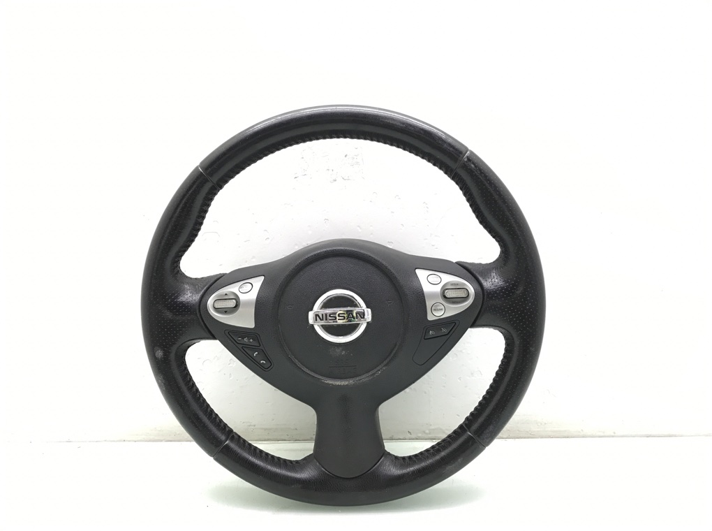 Руль для Nissan Juke, 2011 г. 1.5 DCi дизель б/у