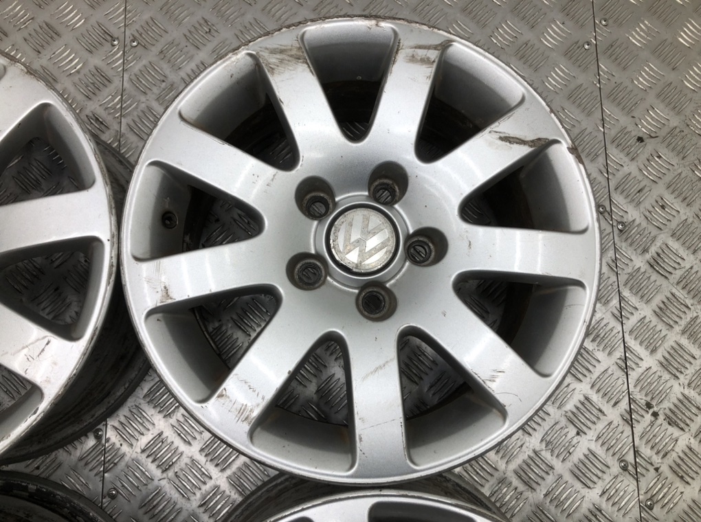 Диски литые R15 для Volkswagen Passat (7.0Jx15 5x112 ET37 DIA57.1) б/у — 4 шт. — фото 6