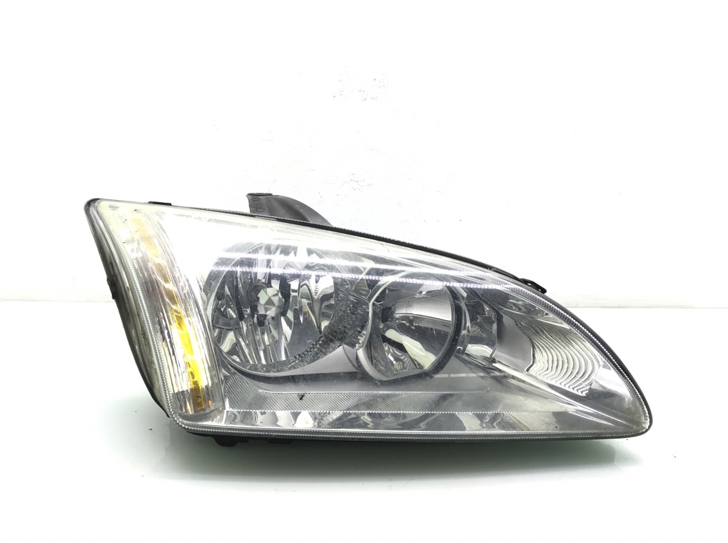 Фара правая для Ford Focus, 2005 г. 1.6 TDCi дизель б/у
