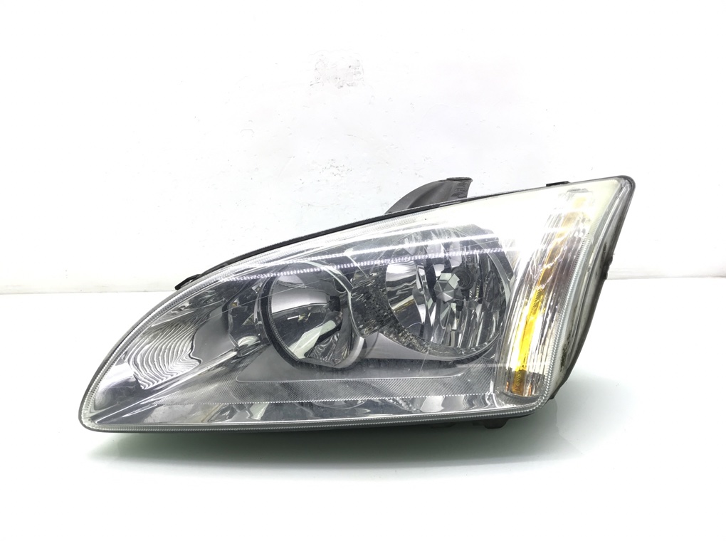 Фара левая для Ford Focus, 2005 г. 1.6 TDCi дизель б/у