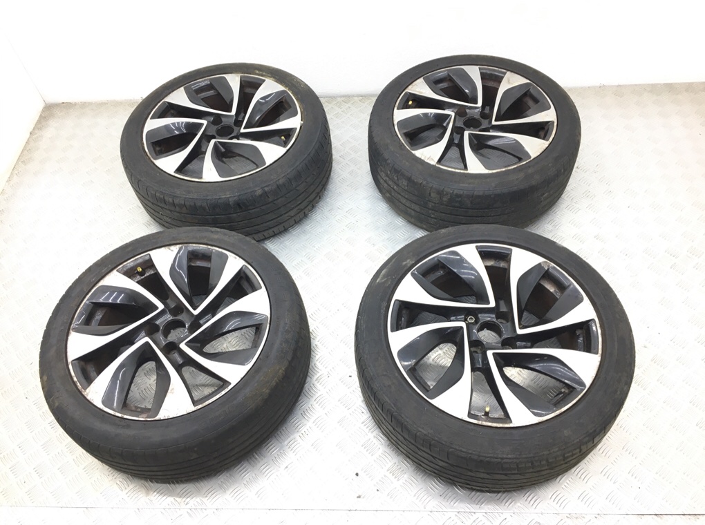 Диски литые R18 для Citroen DS5 (8.0Jx18 4x108 ET27 DIA65.1) б/у — 4 шт.