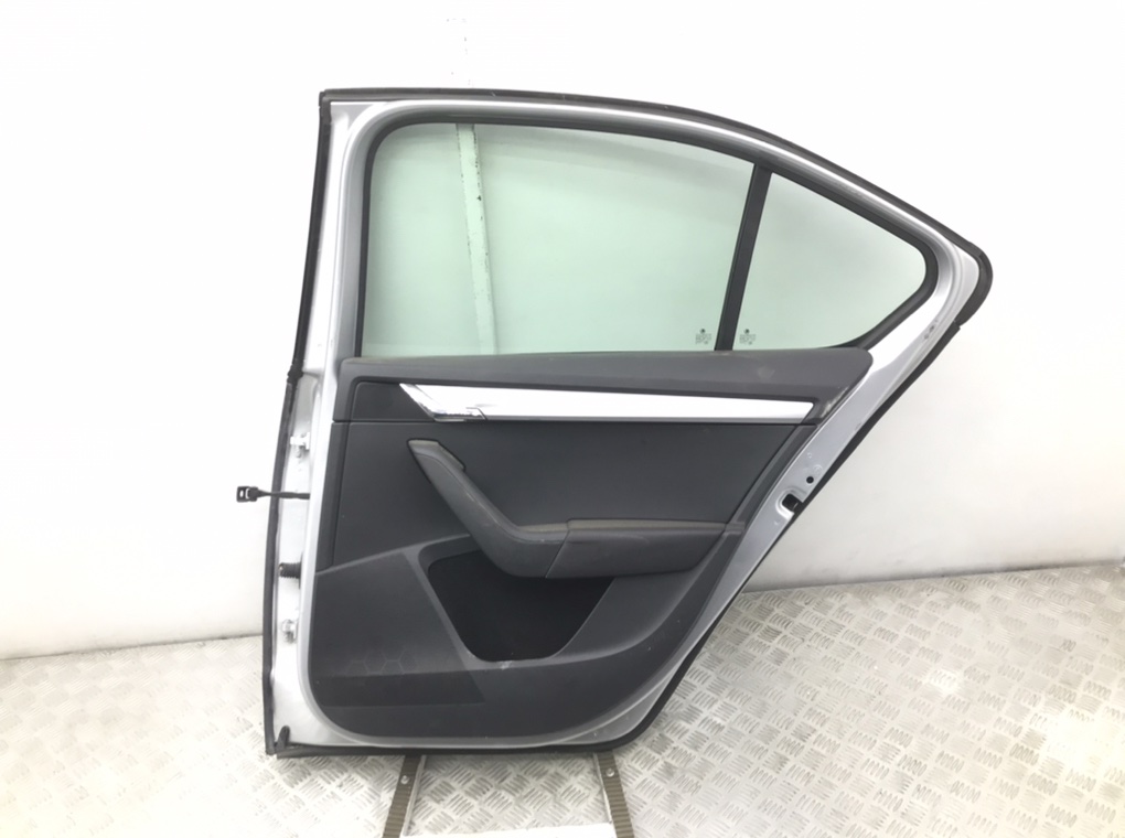 Дверь задняя правая для Skoda Octavia, 2015 г. 1.6 TDi дизель б/у — фото 2
