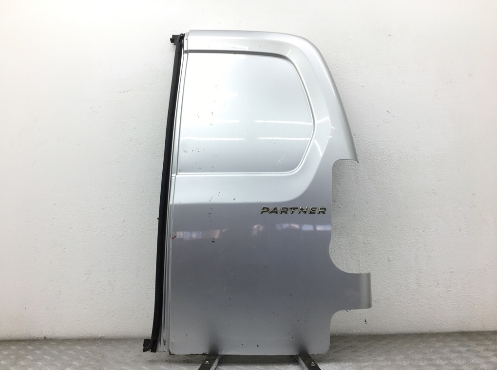 Дверь задняя распашная правая для Citroen Berlingo, 2014 г. 1.6 HDi дизель б/у