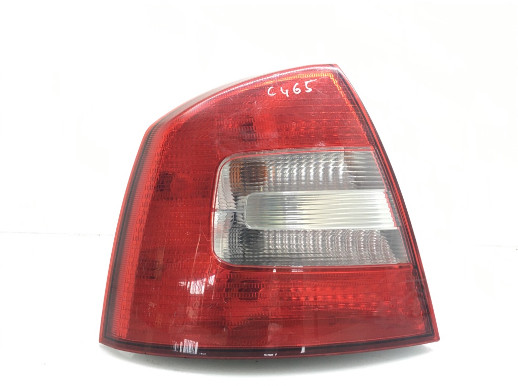 Фонарь задний левый для Skoda Octavia, 2012 г. 1.6 TDi дизель б/у