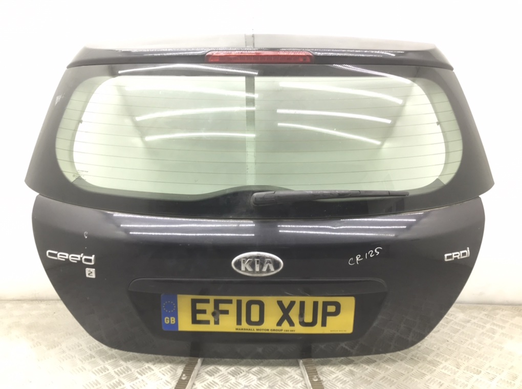 Крышка багажника для Kia Ceed, 2010 г. 1.6 CRDi дизель б/у