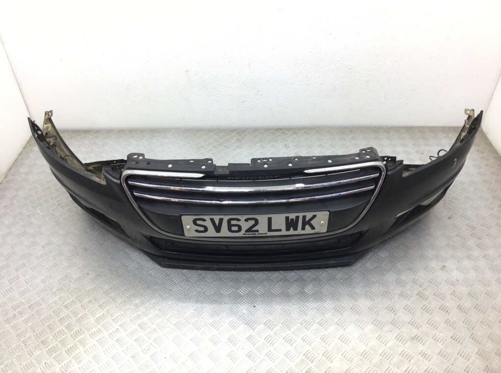 Бампер передний для Peugeot 508, 2012 г. 2.0 HDI дизель б/у — фото 2