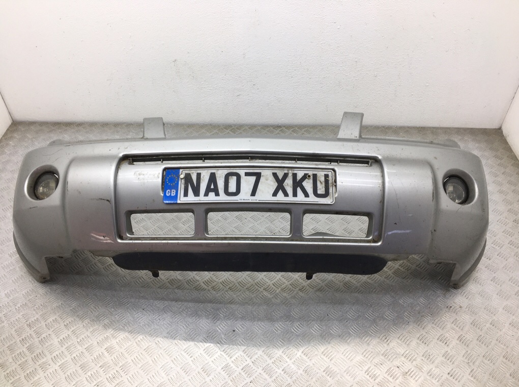 Бампер передний для Nissan X-Trail, 2007 г. 2.2 DCi дизель б/у