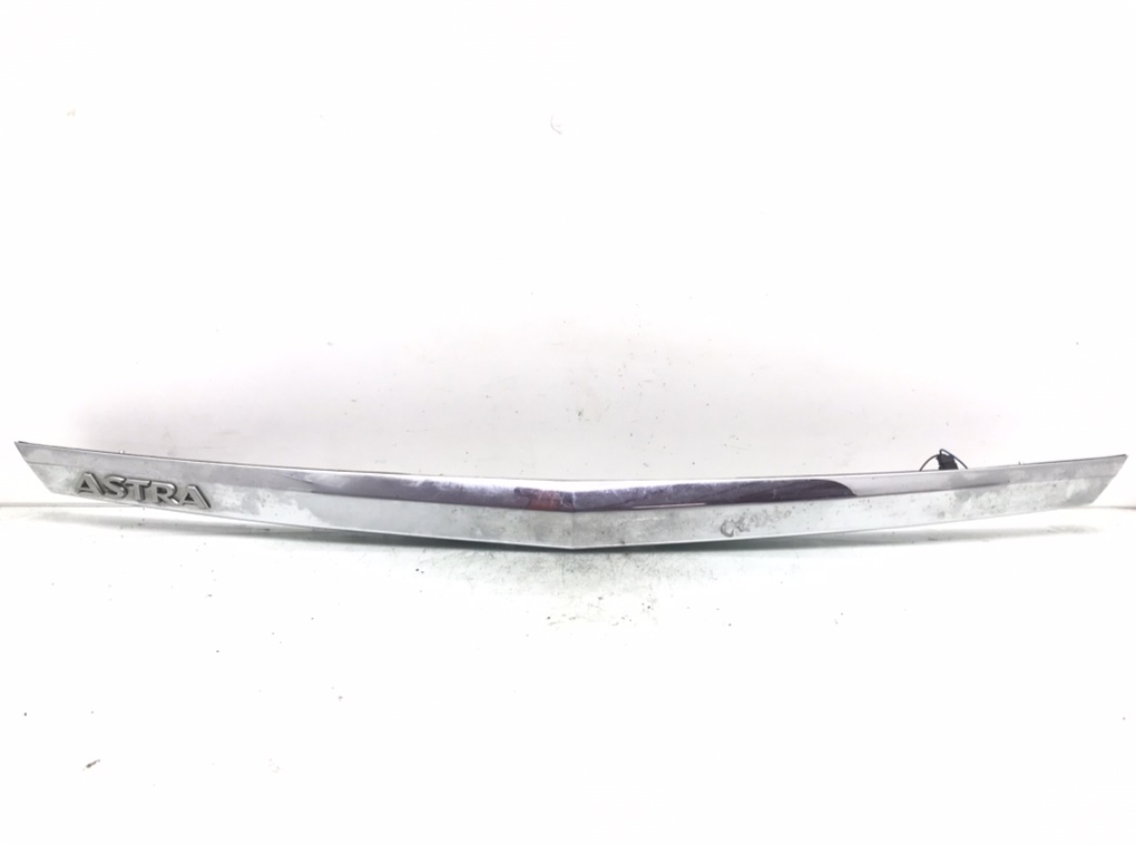 Накладка двери (крышки) багажника для Opel Astra, 2008 г. 1.4 i бензин б/у