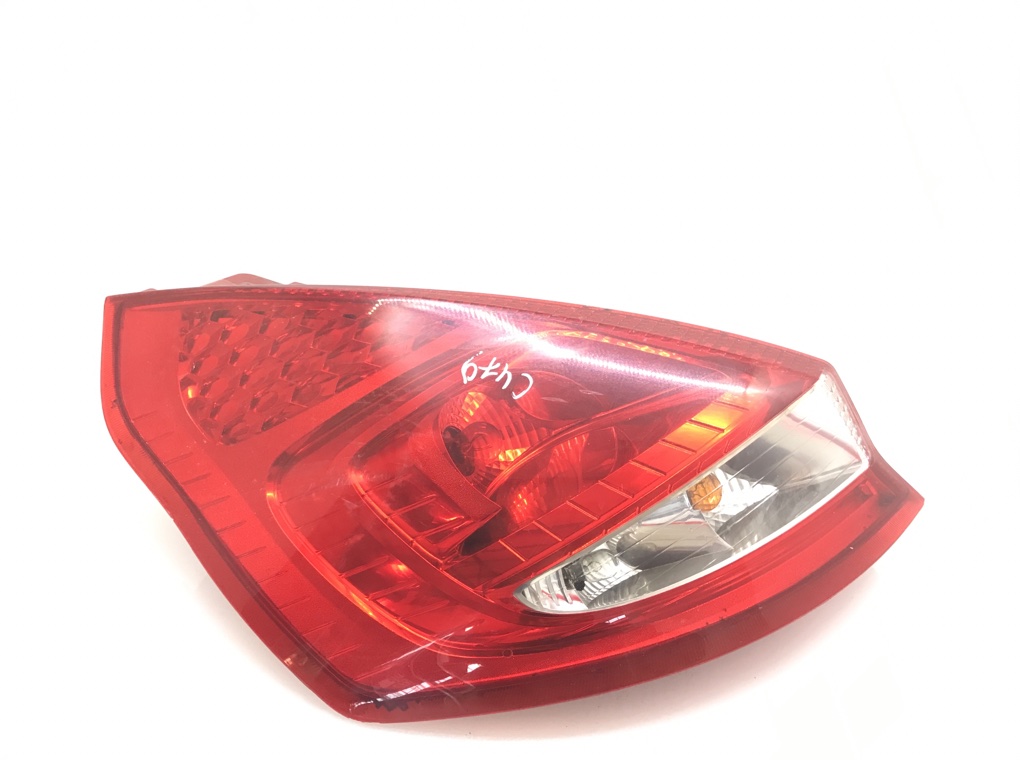 Фонарь задний левый для Ford Fiesta, 2011 г. 1.4 TDCI дизель б/у