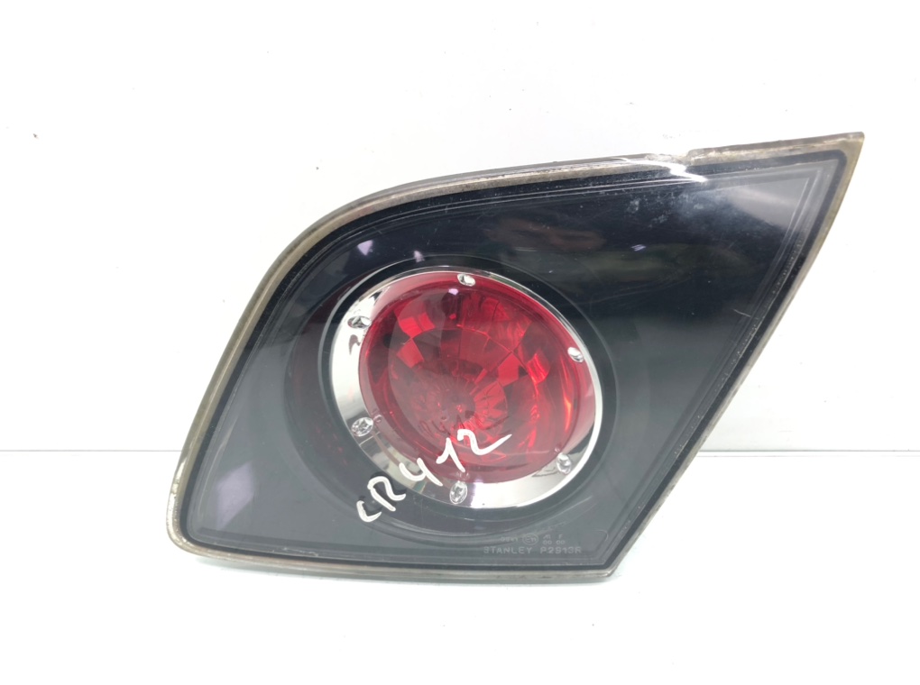 Фонарь крышки багажника правый для Mazda 3, 2007 г. 1.6 i бензин б/у