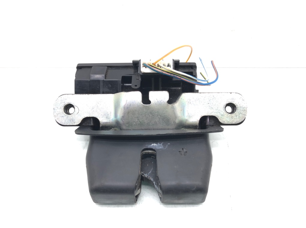 Замок багажника для Ford Fiesta, 2012 г. 1.4 i бензин б/у