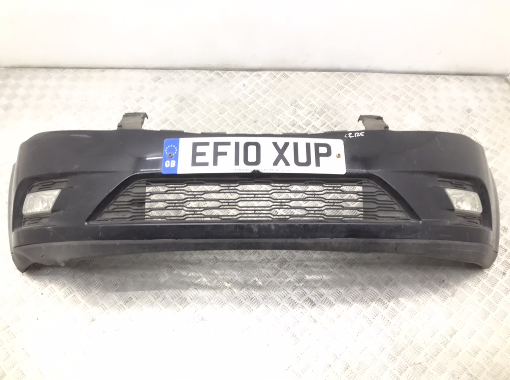 Бампер передний для Kia Ceed, 2010 г. 1.6 CRDi дизель б/у