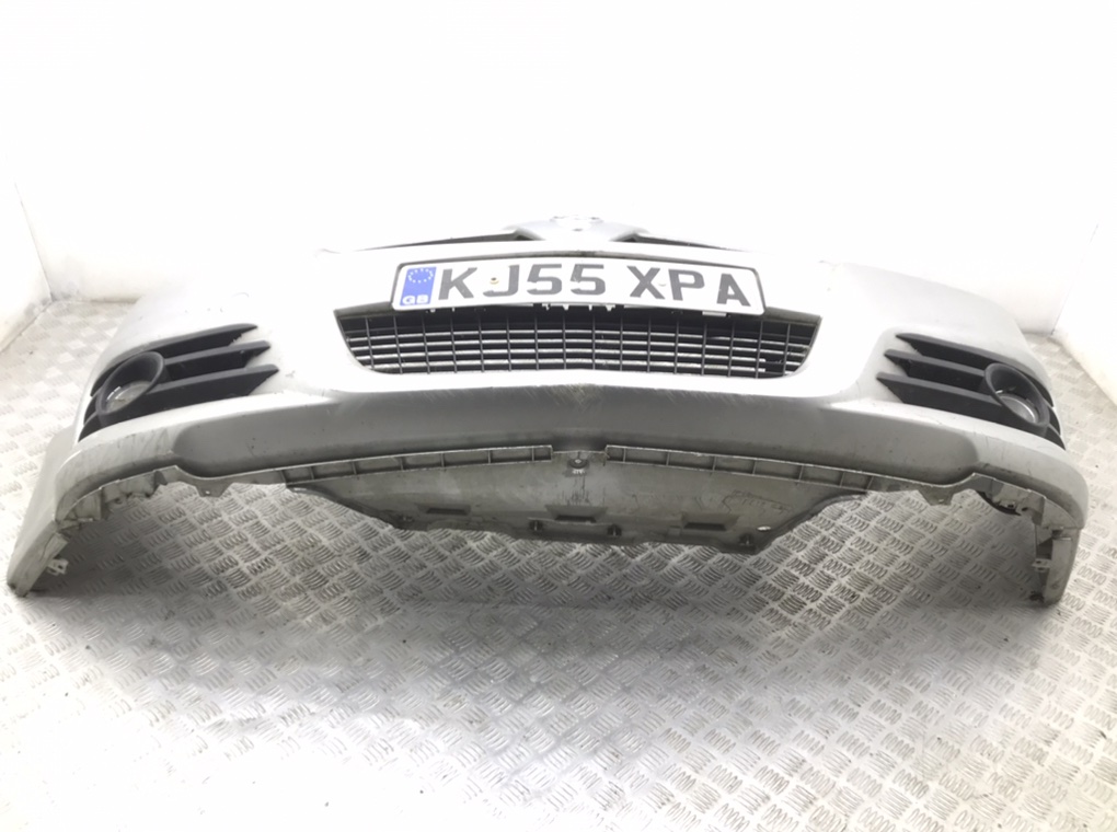 Бампер передний для Opel Vectra, 2005 г. 1.8 i бензин б/у — фото 2