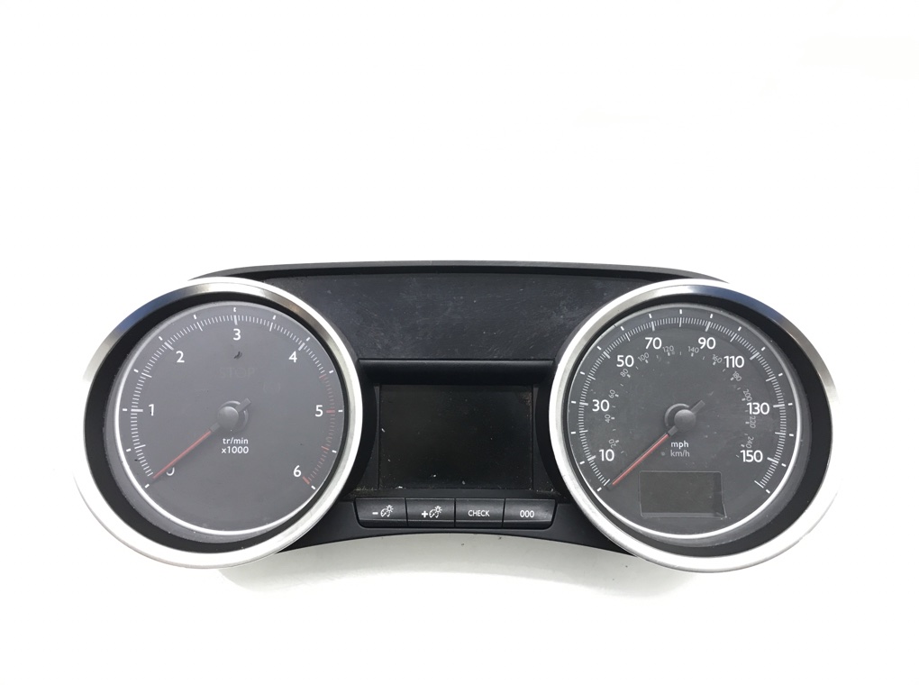 Щиток приборов (приборная панель) для Peugeot 508, 2013 г. 2.0 HDI дизель б/у