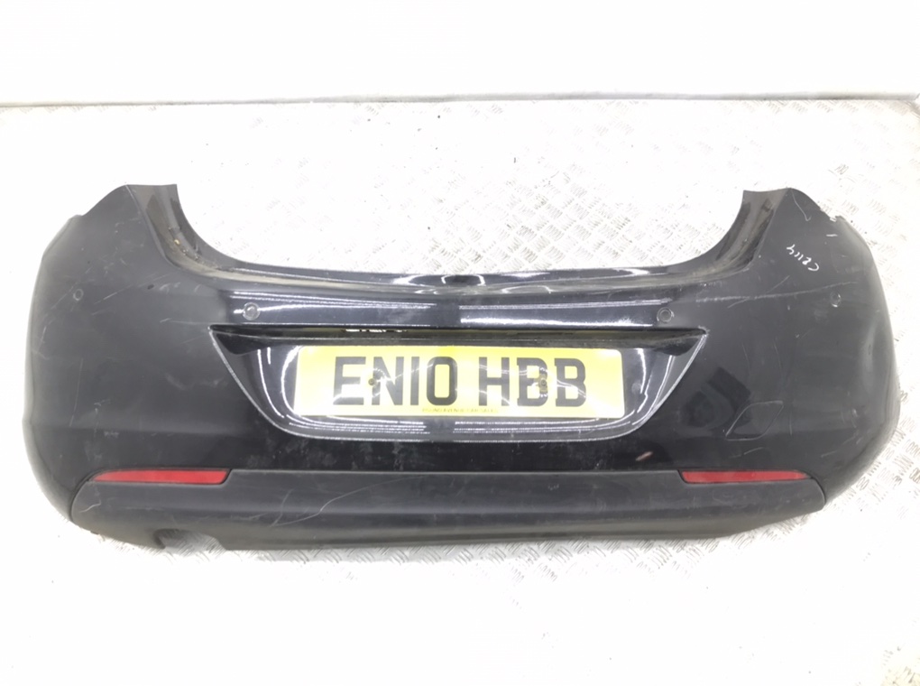 Бампер задний для Opel Astra, 2010 г. 1.7 CDTi дизель б/у