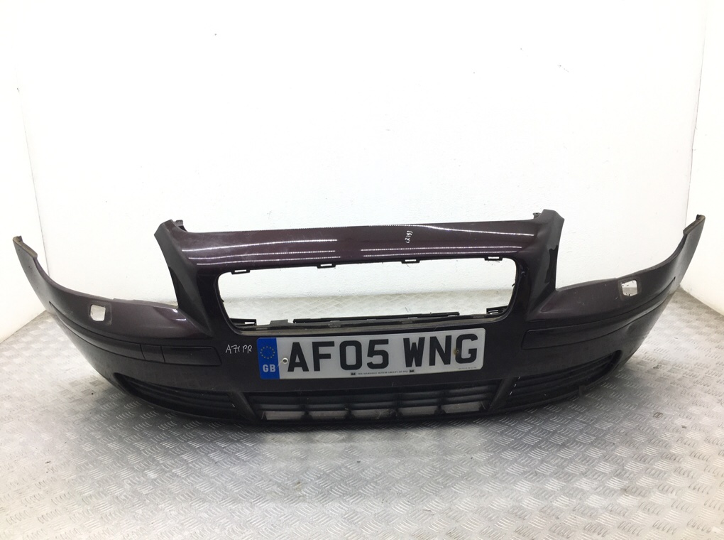 Бампер передний для Volvo S40, 2005 г. 1.8 i бензин б/у