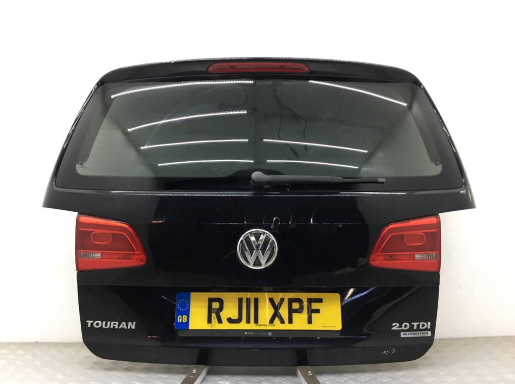 Крышка багажника для Volkswagen Touran, 2011 г. 2.0 TDi дизель б/у