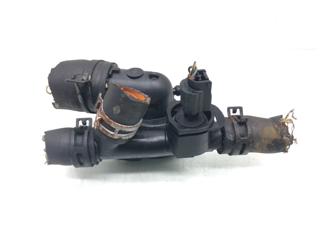 Корпус термостата для Nissan Qashqai+2, 2008 г. 2.0 DCi дизель б/у