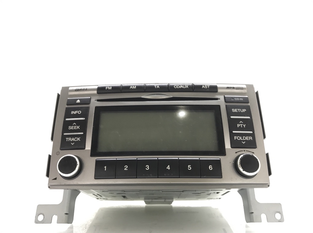 Магнитола для Hyundai Santa Fe, 2011 г. 2.2 CRDi дизель б/у