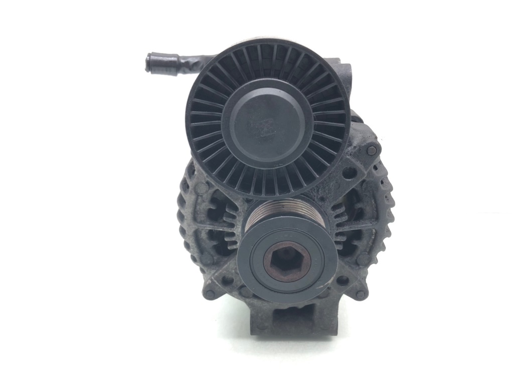 Генератор для BMW 1 E87/E81/E82/E88, 2011 г. 2.0 i бензин б/у — фото 2