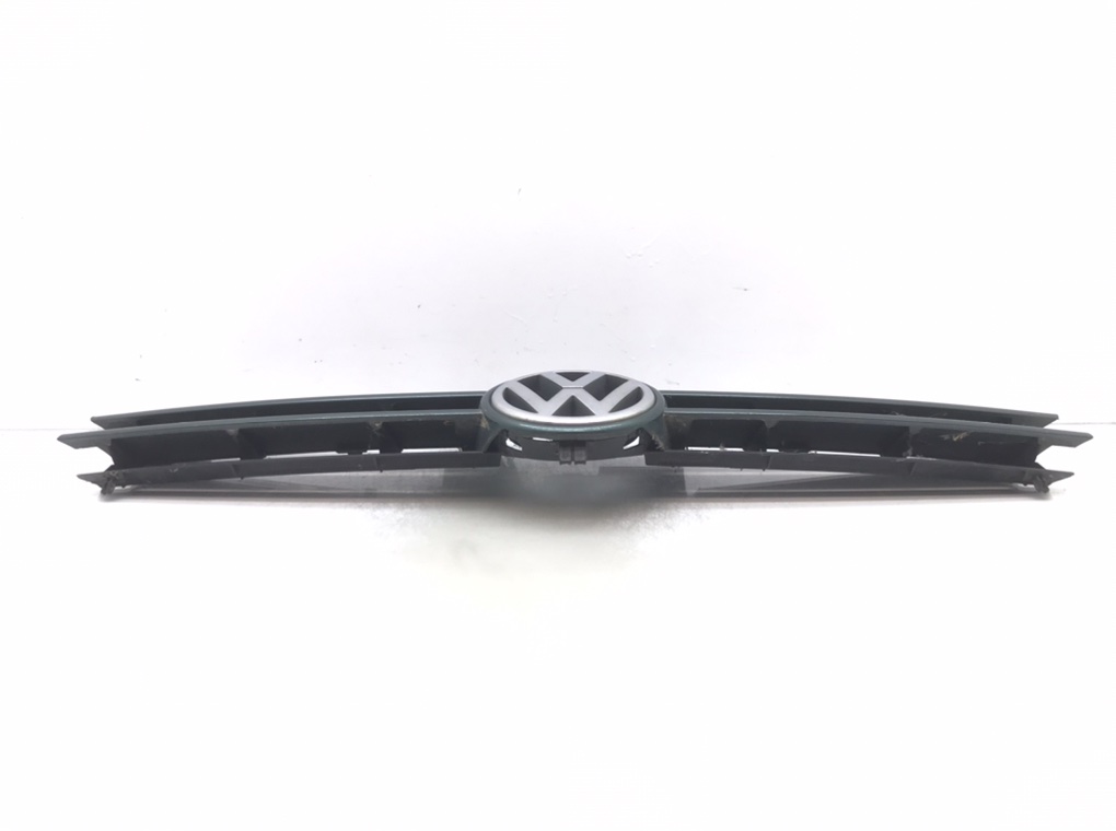 Решетка радиатора для Volkswagen Golf, 2002 г. 1.9 TDi дизель б/у — фото 2