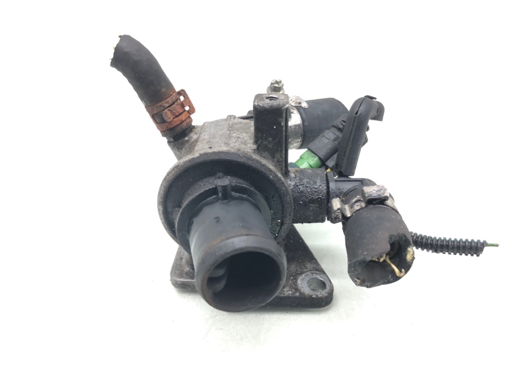 Корпус термостата для Opel Corsa, 2008 г. 1.3 CDTi дизель б/у — фото 2