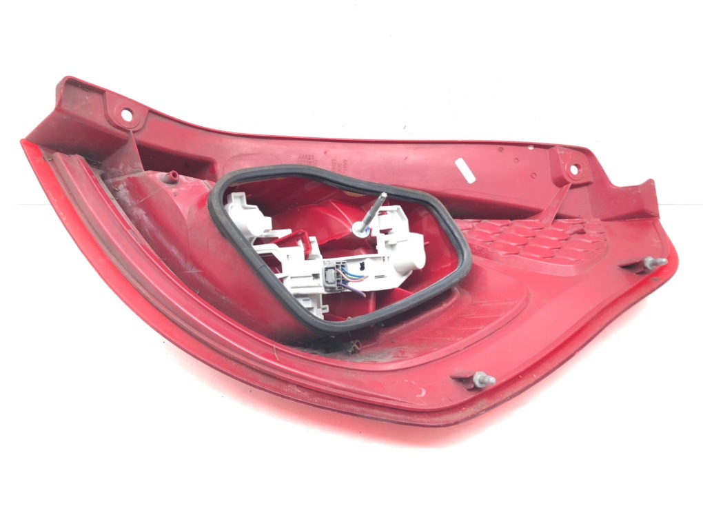 Фонарь задний левый для Ford Fiesta, 2012 г. 1.2 i бензин б/у — фото 3