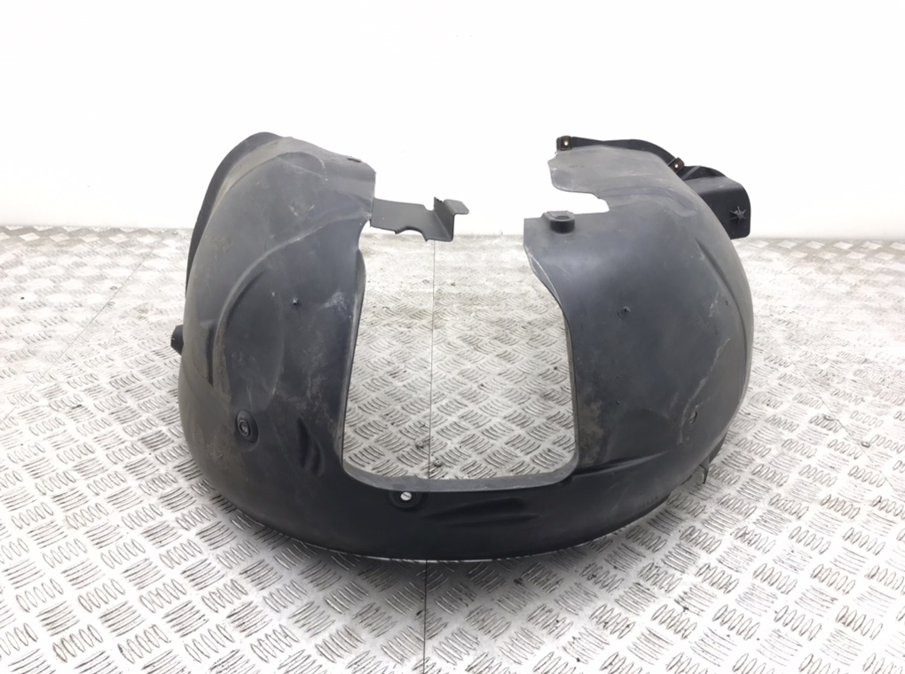 Защита арок передняя правая (подкрылок) для Citroen C4 Picasso, 2007 г. 1.8 i бензин б/у