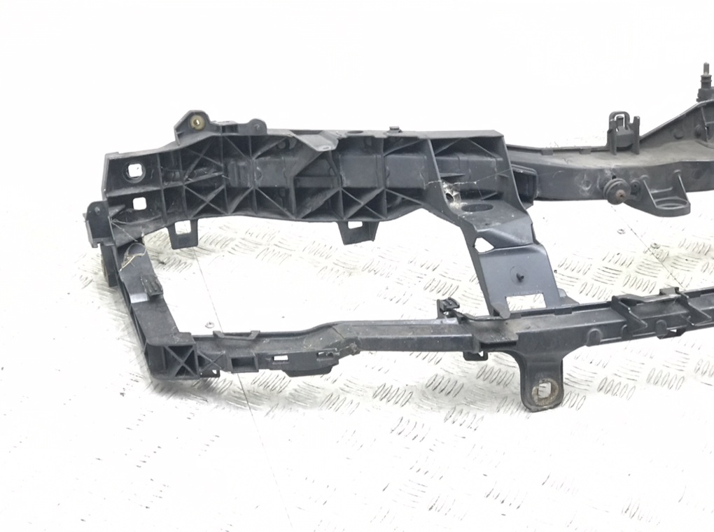 Панель передняя (телевизор) для Ford Focus, 2008 г. 1.8 TDCi дизель б/у — фото 3