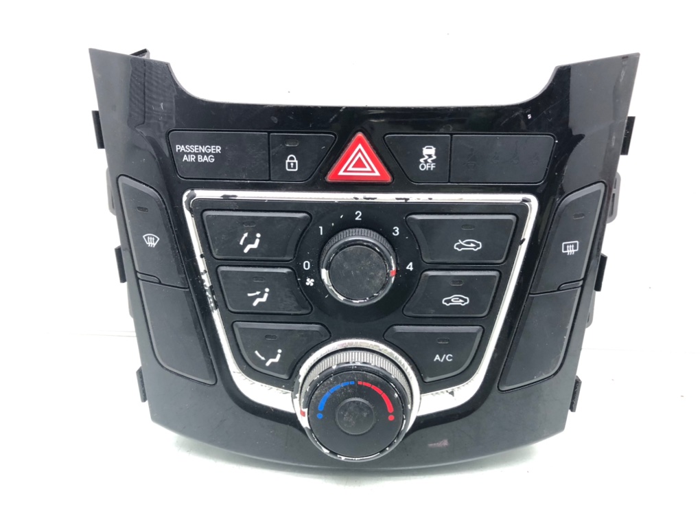 Блок управления печки/климат-контроля для Hyundai i30, 2017 г. 1.6 CRDi дизель б/у