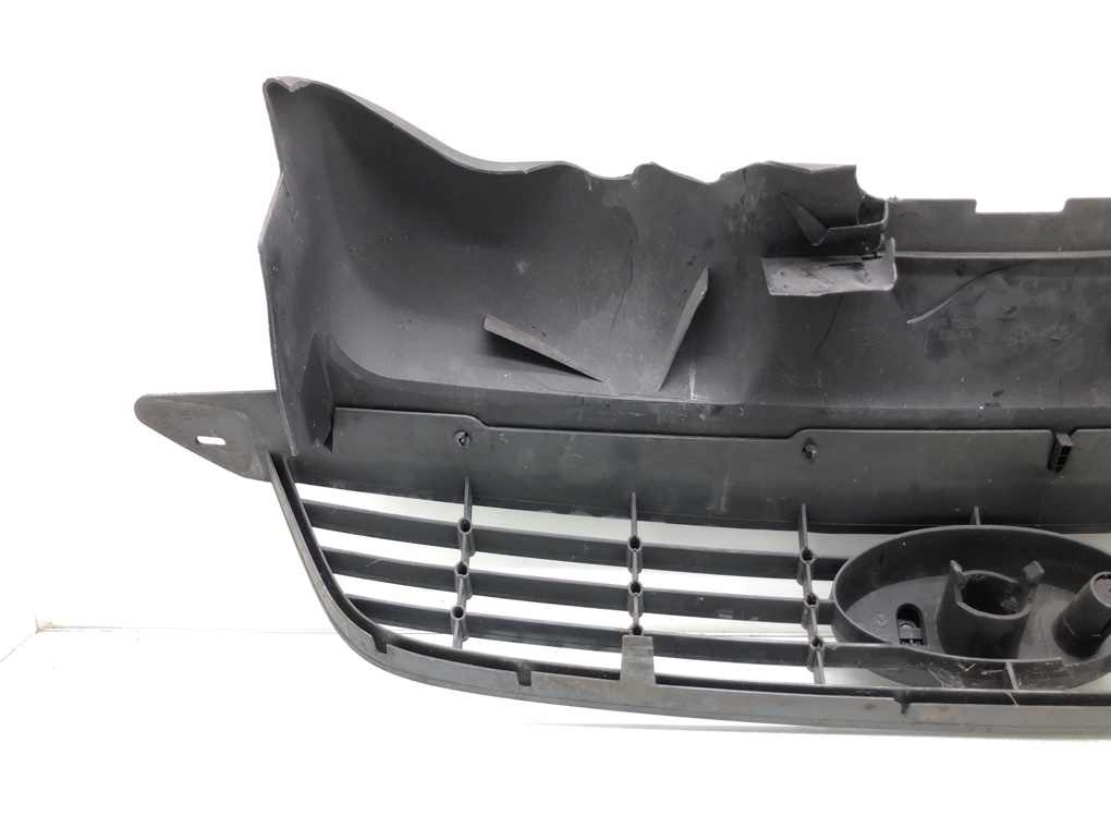 Решетка радиатора для Ford Focus, 2009 г. 1.8 i бензин б/у — фото 6