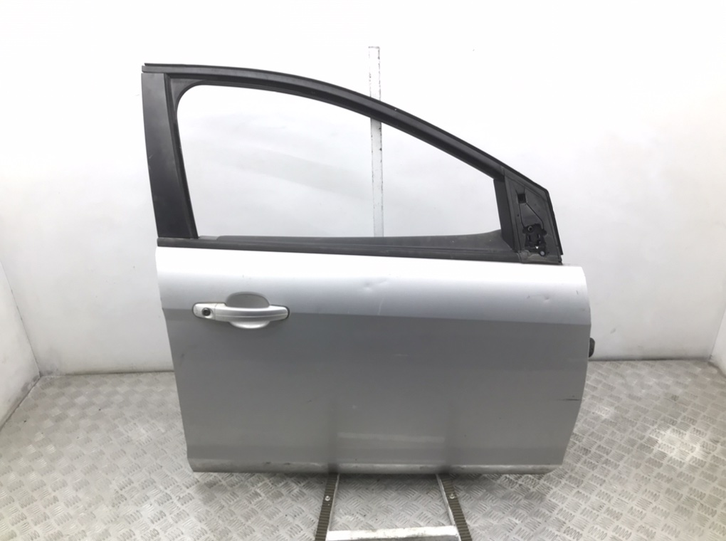 Дверь передняя правая для Ford Focus, 2008 г. 1.6 i бензин б/у