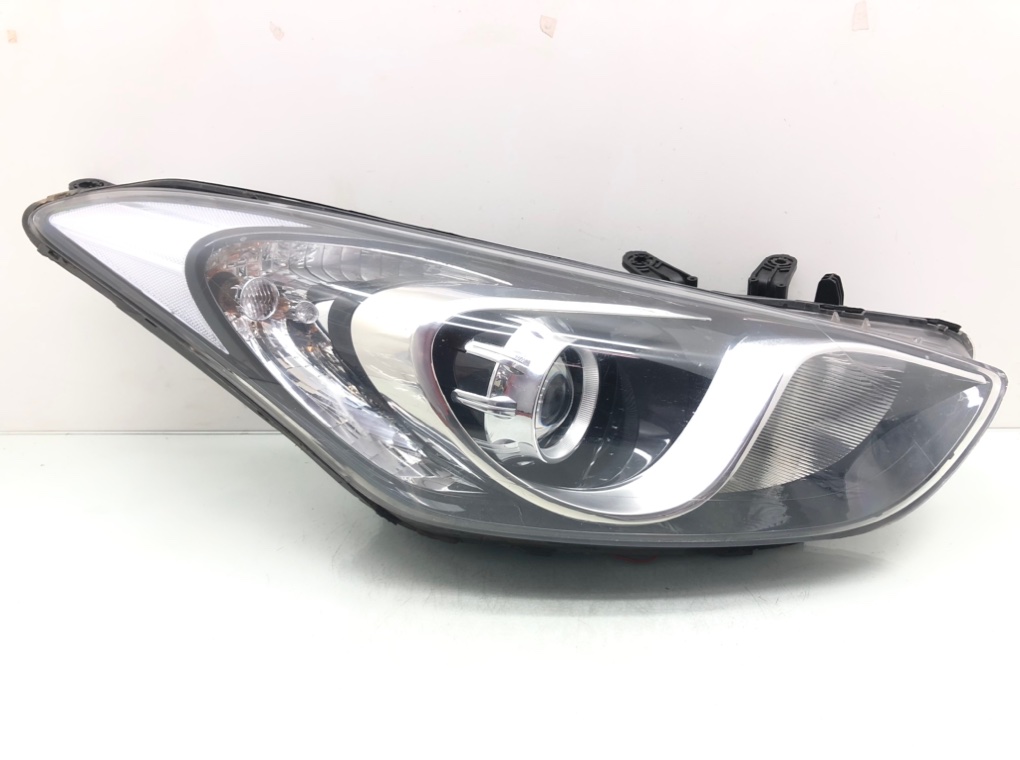 Фара правая для Hyundai i30, 2017 г. 1.6 CRDi дизель б/у