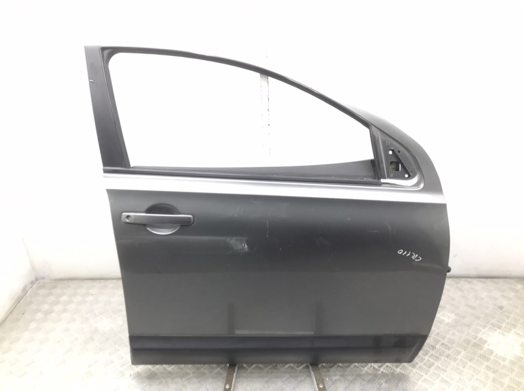 Дверь передняя правая для Nissan Qashqai+2, 2012 г. 1.6 DCi дизель б/у