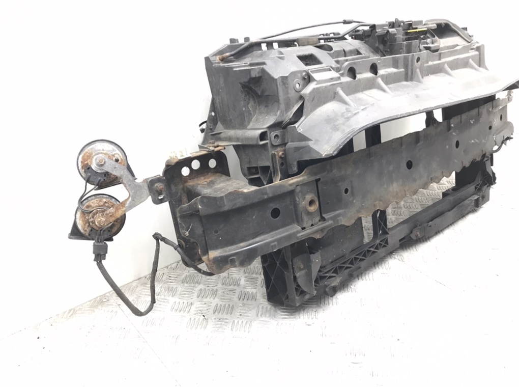 Панель передняя (телевизор) для Ford Fiesta, 2012 г. 1.2 i бензин б/у — фото 3