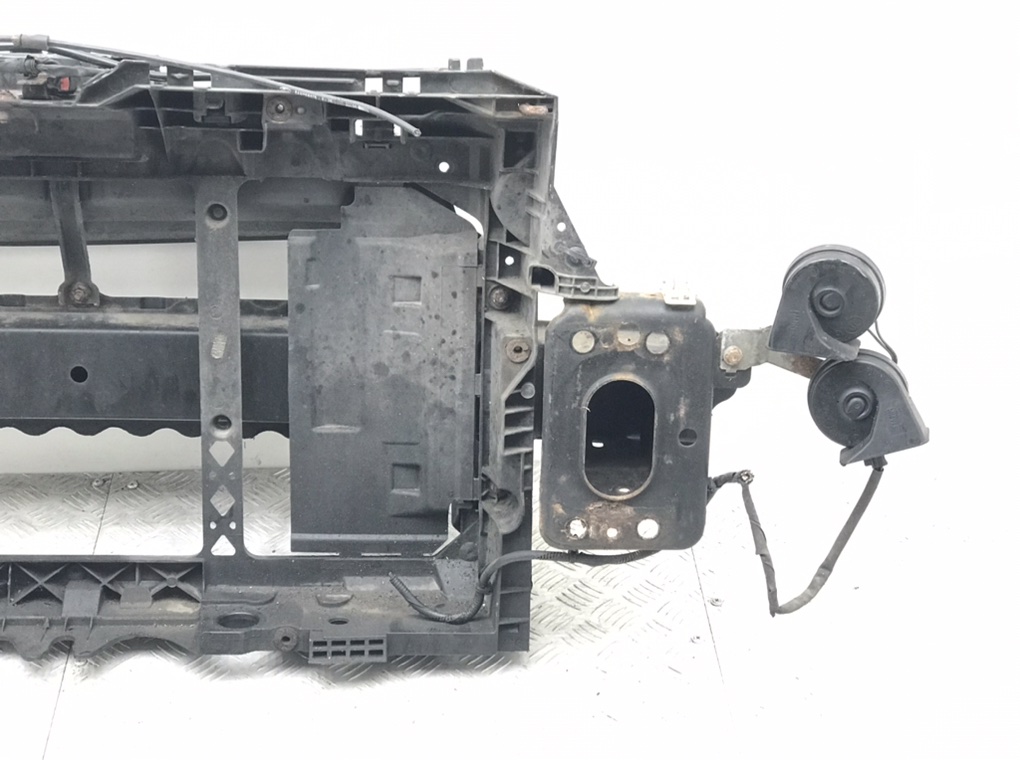 Панель передняя (телевизор) для Ford Fiesta, 2012 г. 1.2 i бензин б/у — фото 6