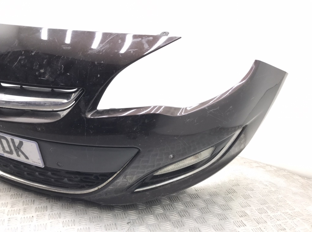 Бампер передний для Opel Astra, 2013 г. 2.0 CDTi дизель б/у — фото 4