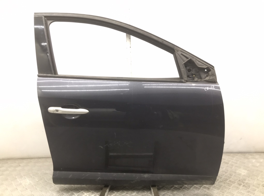 Дверь передняя правая для Renault Megane, 2010 г. 1.5 DCi дизель б/у