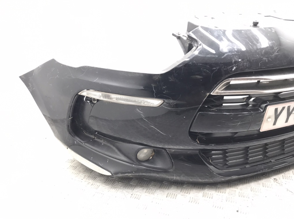 Бампер передний для Citroen DS5, 2012 г. 2.0 HDi дизель б/у — фото 3
