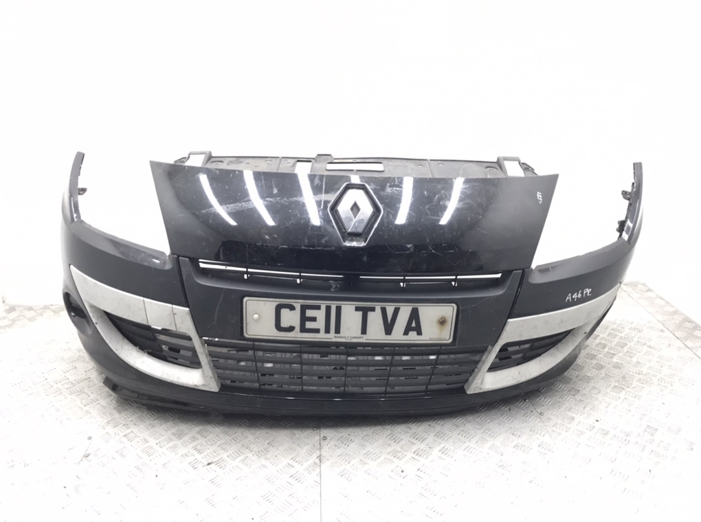 Бампер передний для Renault Scenic, 2011 г. 1.6 i бензин б/у