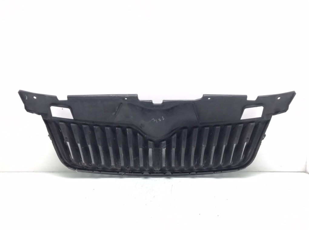 Решетка радиатора для Skoda Fabia, 2012 г. 1.2 i бензин б/у — фото 4
