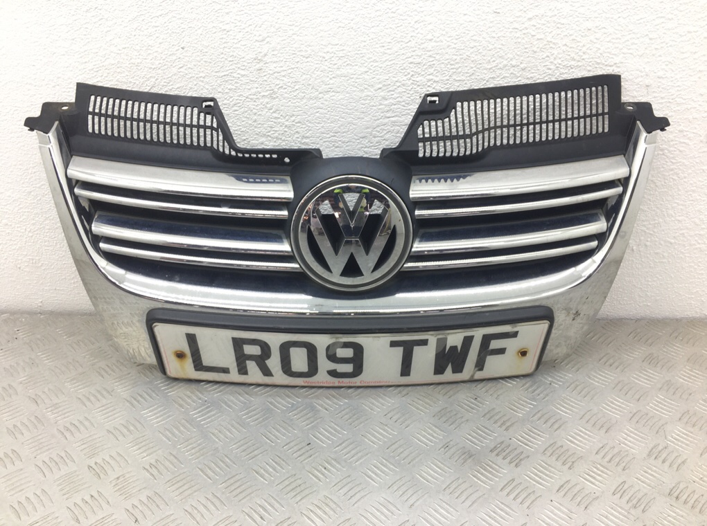 Решетка радиатора для Volkswagen Golf, 2009 г. 1.9 TDi дизель б/у