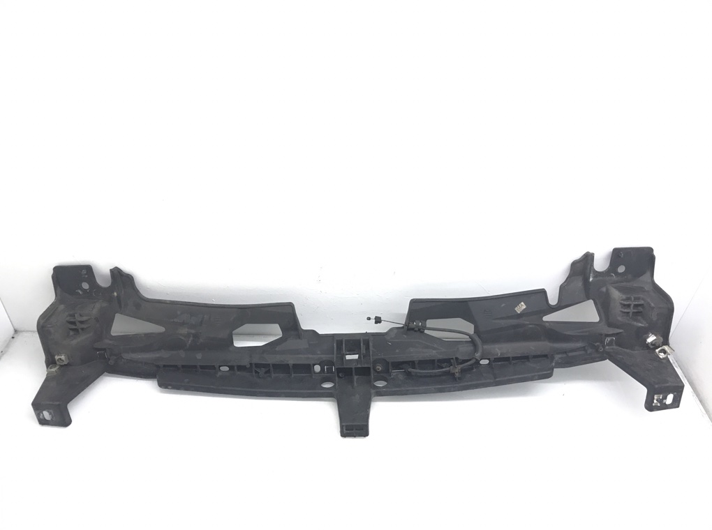 Планка под капот для Peugeot 508, 2012 г. 2.0 HDI дизель б/у — фото 3