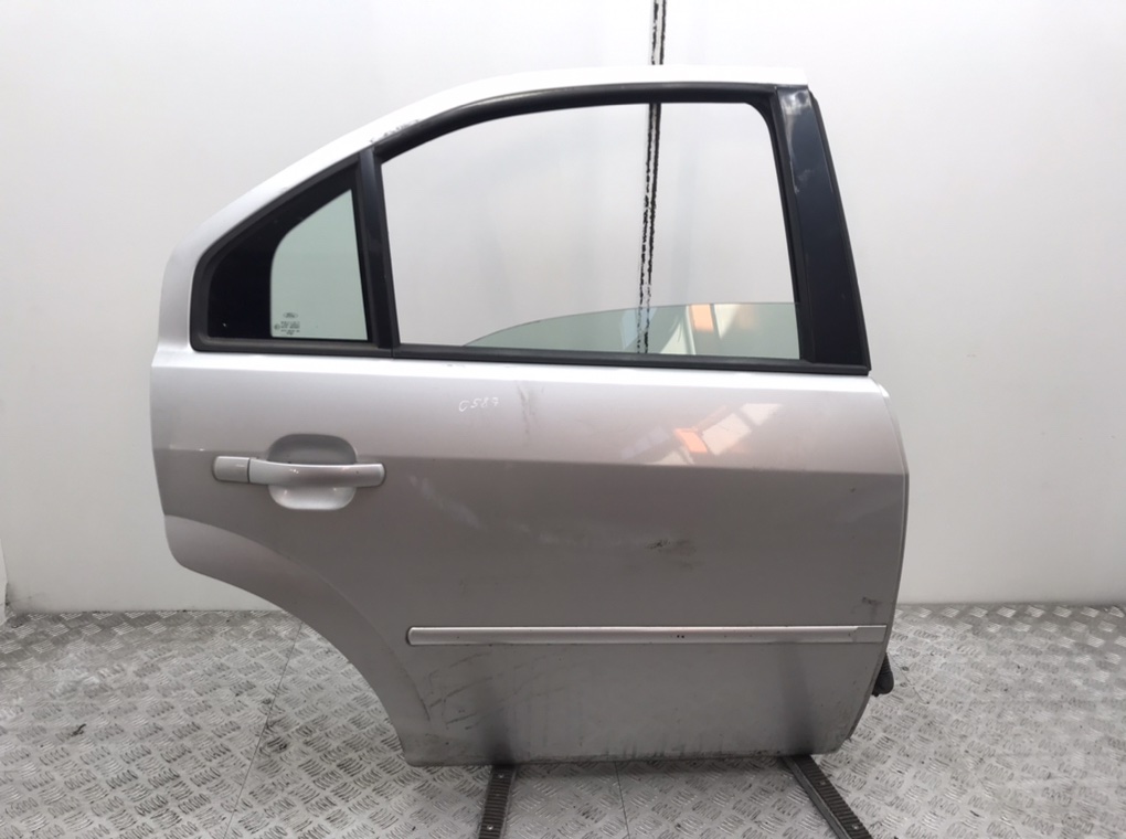 Дверь задняя правая для Ford Mondeo, 2005 г. 2.0 TDCi дизель б/у