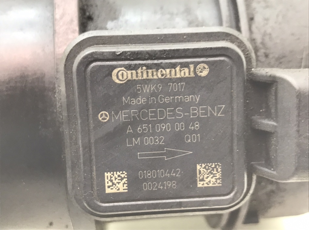 Расходомер воздуха для Mercedes C W204, 2010 г. 2.2 CDi дизель б/у — фото 6