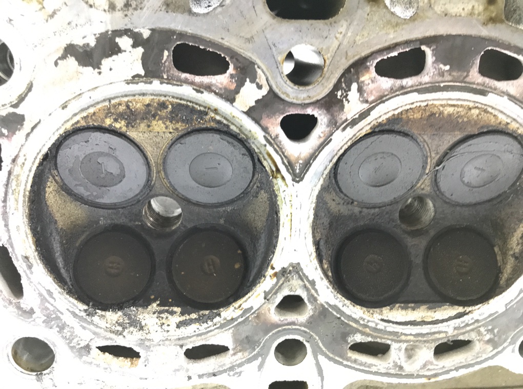 Головка блока цилиндров для Ford Fiesta, 2004 г. 1.4 i бензин б/у — фото 7